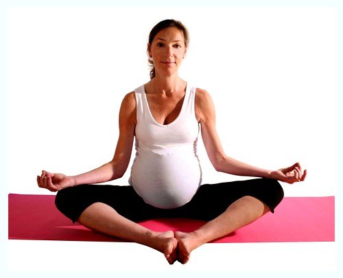 Дыхательная гимнастика помогает беременным женщинам успокоить нервы и привести эмоции в порядок