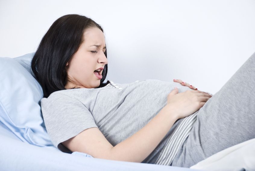Болит спина при беременности