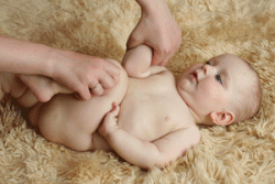 Гимнастика и массаж для новорожденных