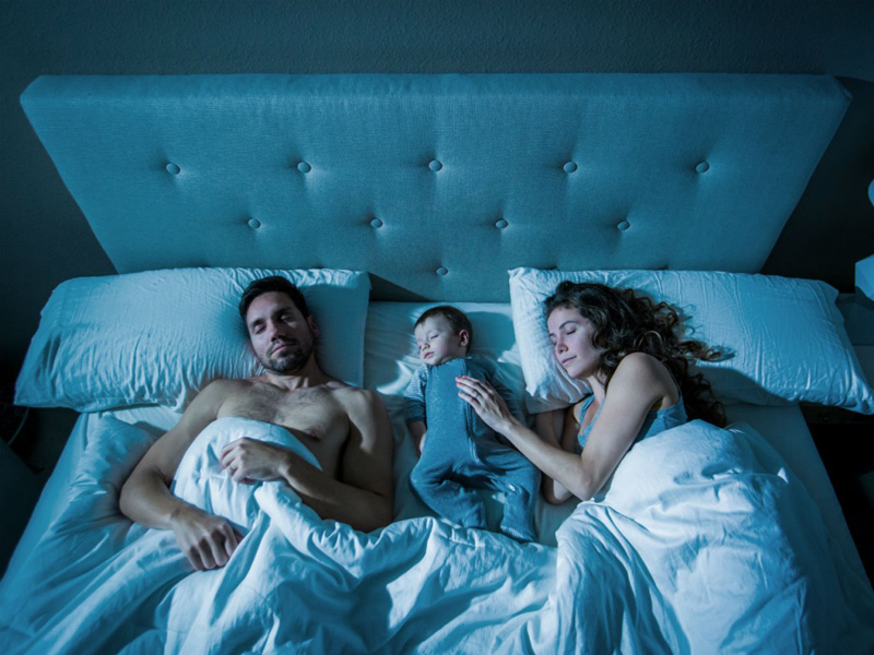 Как научить ребёнка спать всю ночь