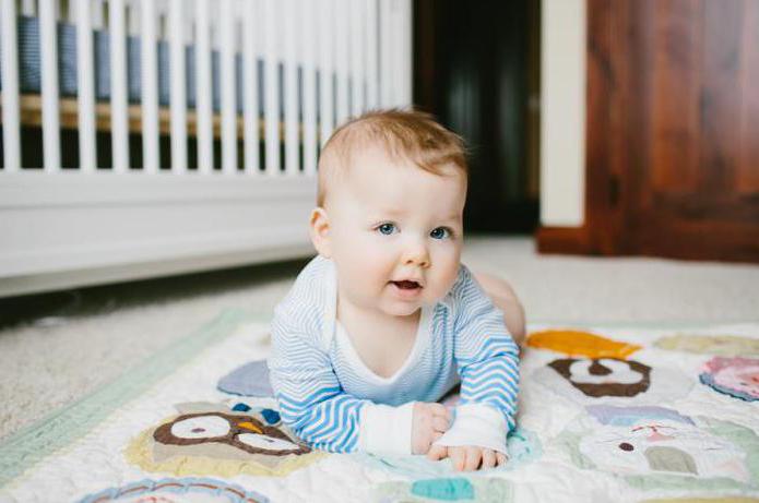 ребенок 9 10 месяцев развитие питание