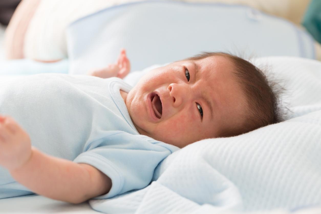 Яркий свет – серьезная помеха для нормального сна младенца