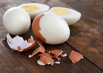 как вводить яйца при грудном вскармливании