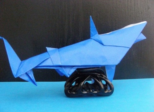 Акула оригами за схемой Gilgado Fernando