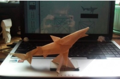 Бумажная акула оригами