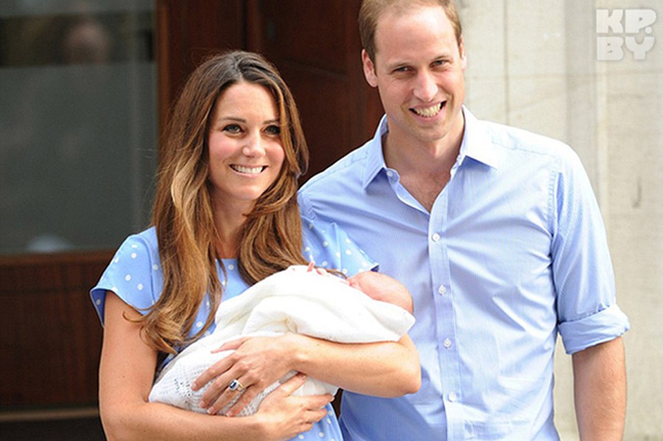 Счастливая мама Кейт и принц Уильям. Чем не идеальная встреча из роддома? 