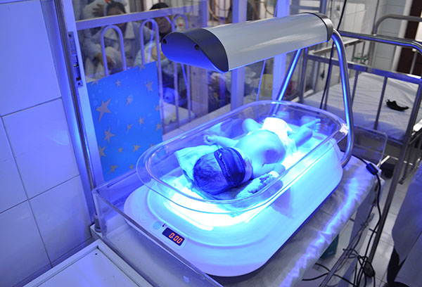 Фототерапия для новорожденного