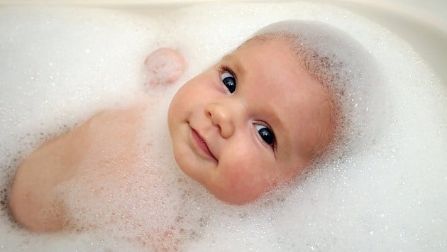 купание ребенка в 1 месяц