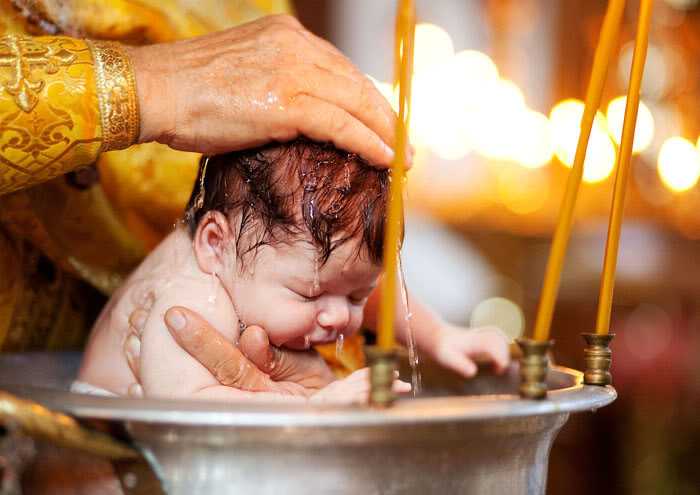 Как проходит обряд крещения ребенка?