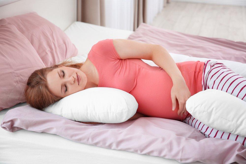 Как спать во время беременности