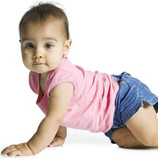 развитие ребенка в 8 месяцев вес рост